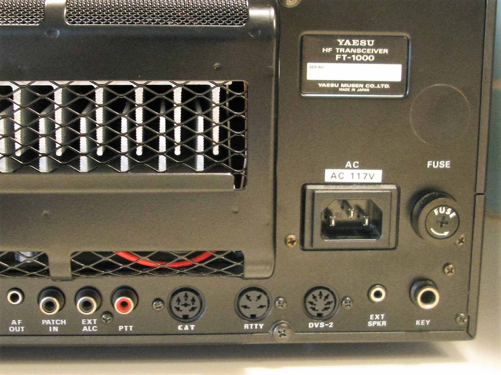 Yaesu ft1000d transceivers