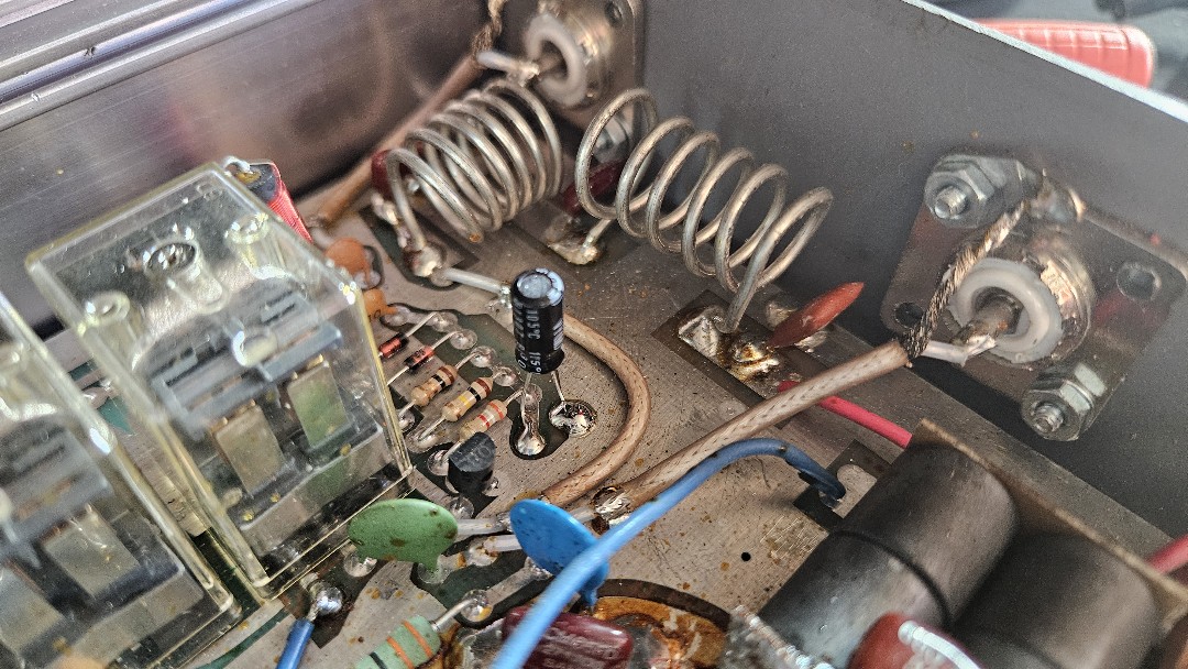 Magnum 2000 SSB Delay Capacitor.jpg