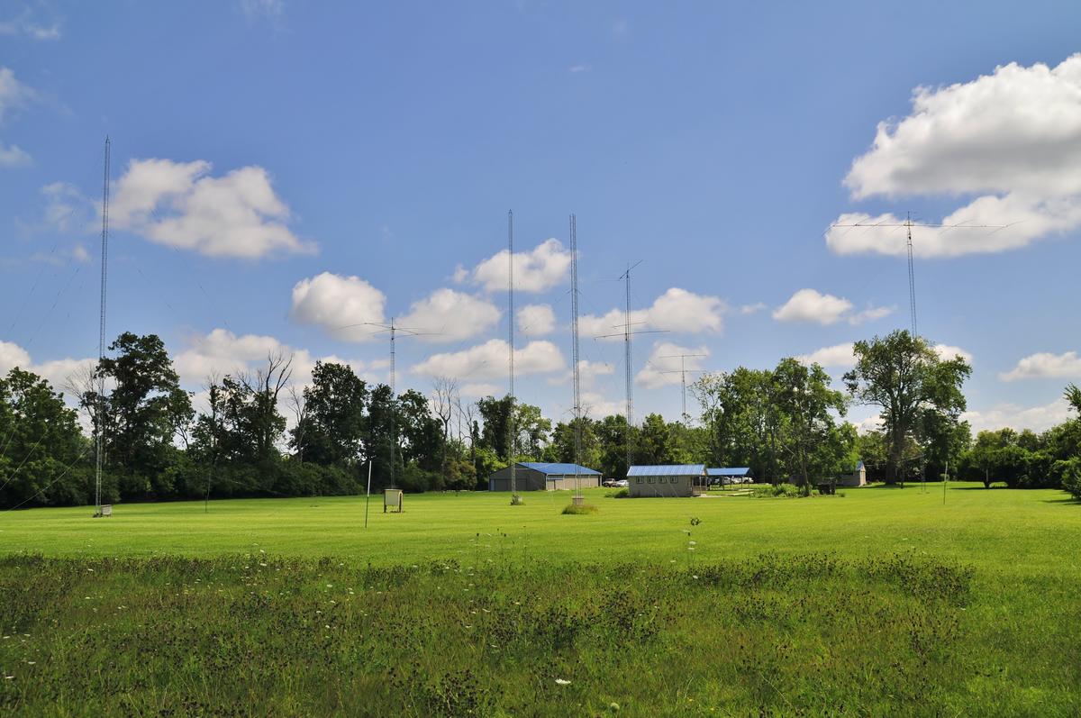 W8PR antenna farm.jpg