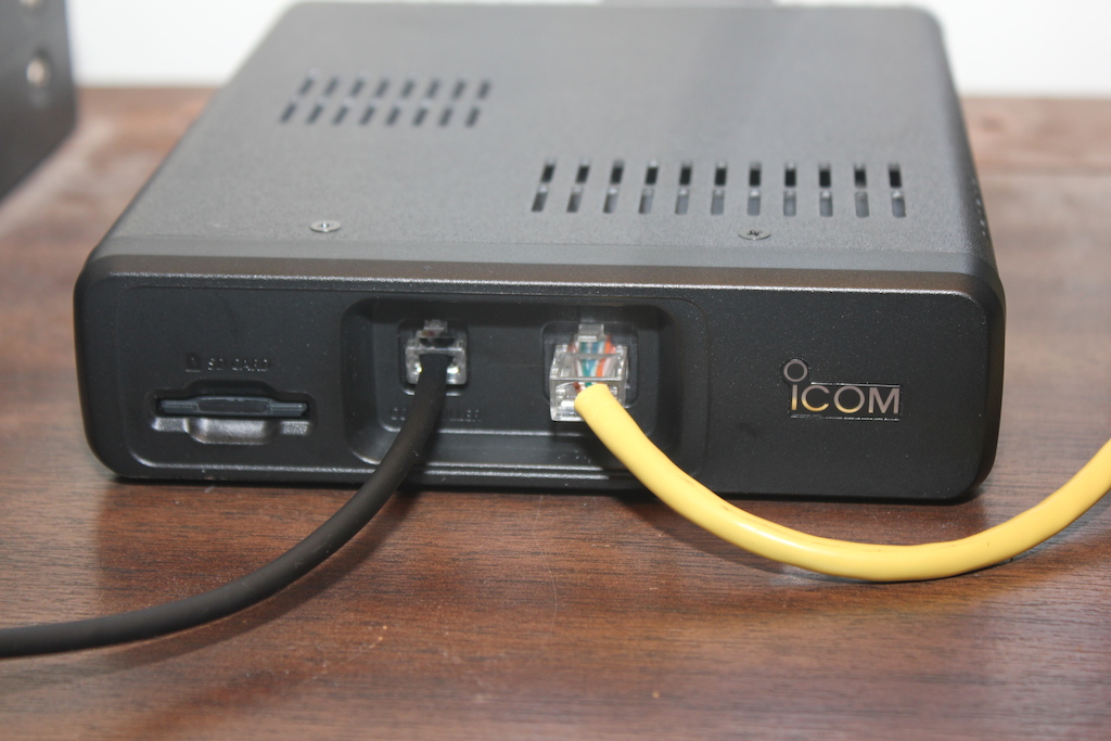 Photo 5100 Sdcard In The Album Icom ID 5100A By Moleculo photo-5100-sdcard-in-the-album-icom-id-5100a-by-moleculo
