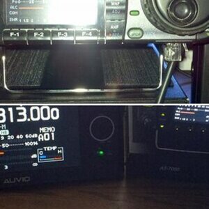 iCom IC-7000