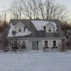 House and antennas.jpg