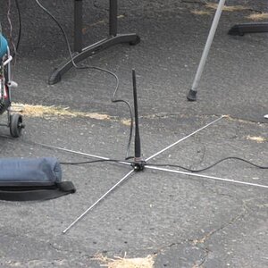 Interesting idea for a portable antenna