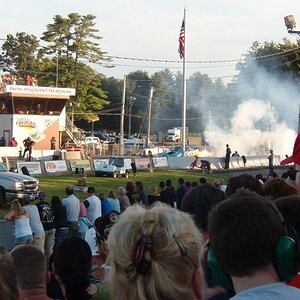 009
New England Dragway!!! SUNDAAAAAAAAY!!!
