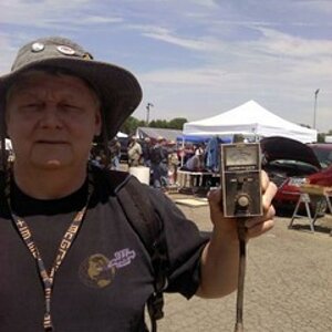 Mechanic with his new SWR meter