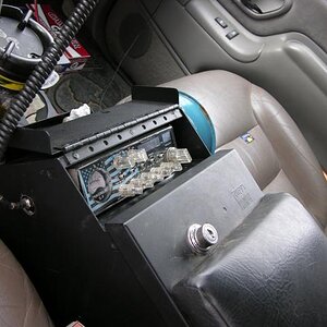 Magnum S-9 shoehorned into 10" Tuffy console