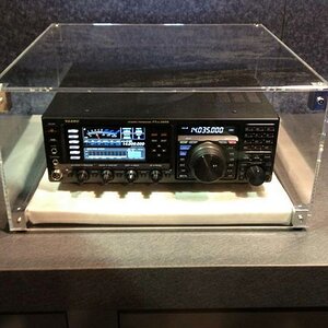 Yaesu FT-DX3000 at Dayton