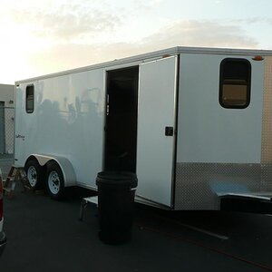 Installing windows in the 'V'-nose trailer