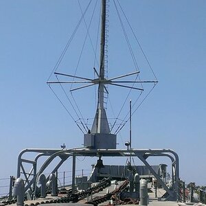 Bow HF Antenna