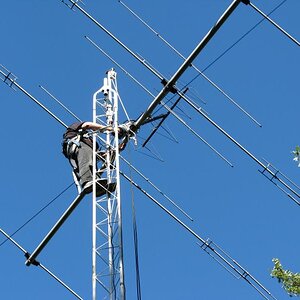 IMG 0012 W9DWS working on my antenna