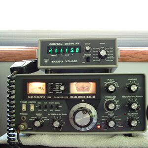 Yaesu FT 101 B