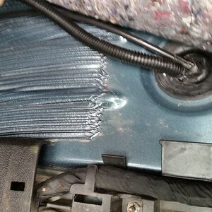 Power leads from battery