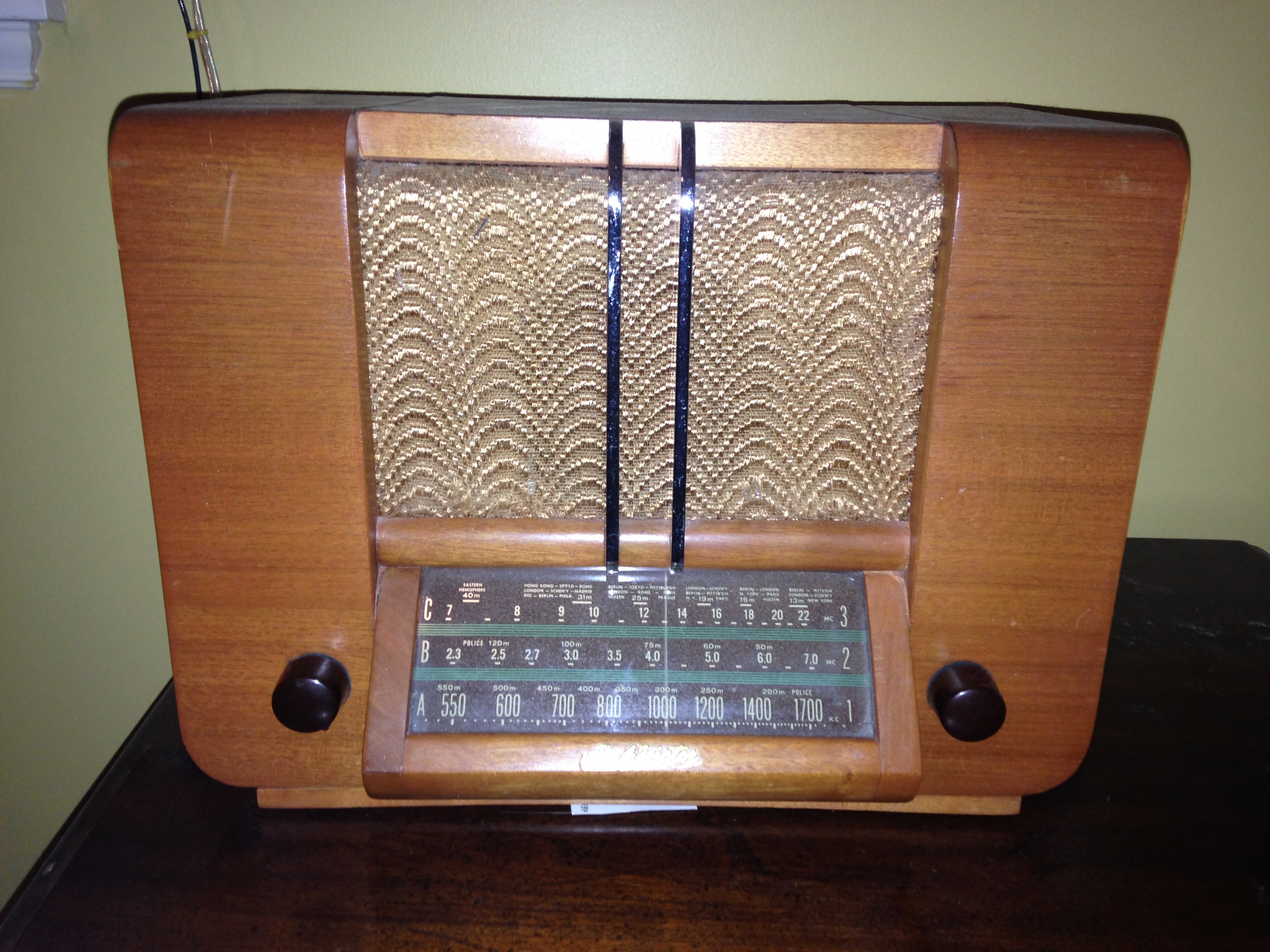 0F827E7F-F9C4-4A1A-B03C-5BD8285CE6E5