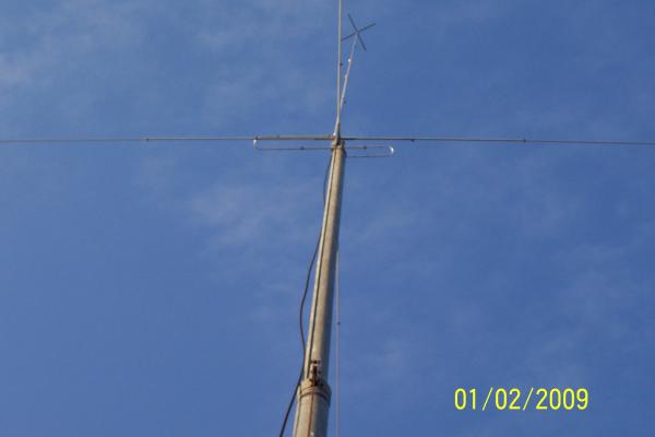 100 0781 the anntena   intersepter 10 k 68 ' in the air