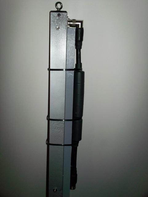 Balun attached to center post