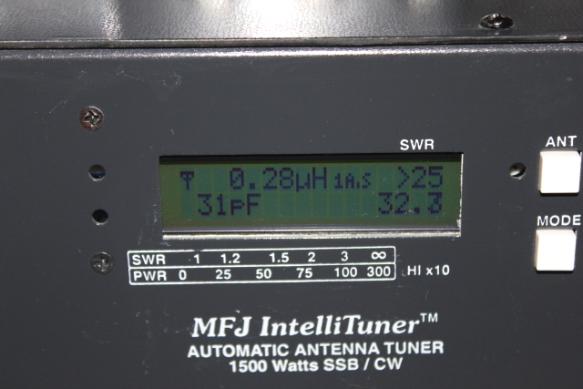 Capacitance on antenna side