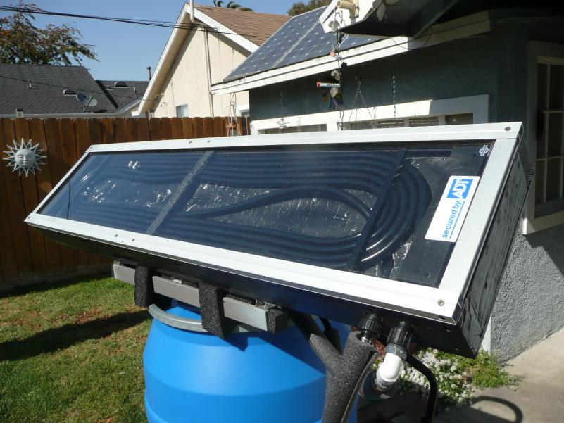 Close-up of the new solar collector. It works better than the solar pool collector used in the first experiment, but still not hot enough. I'll try co