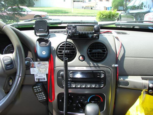 Dash mount view looking straight on, the stock mic has been replaced with a Heil HM-ic,  it works and sounds much better than the stock mic...(and I n