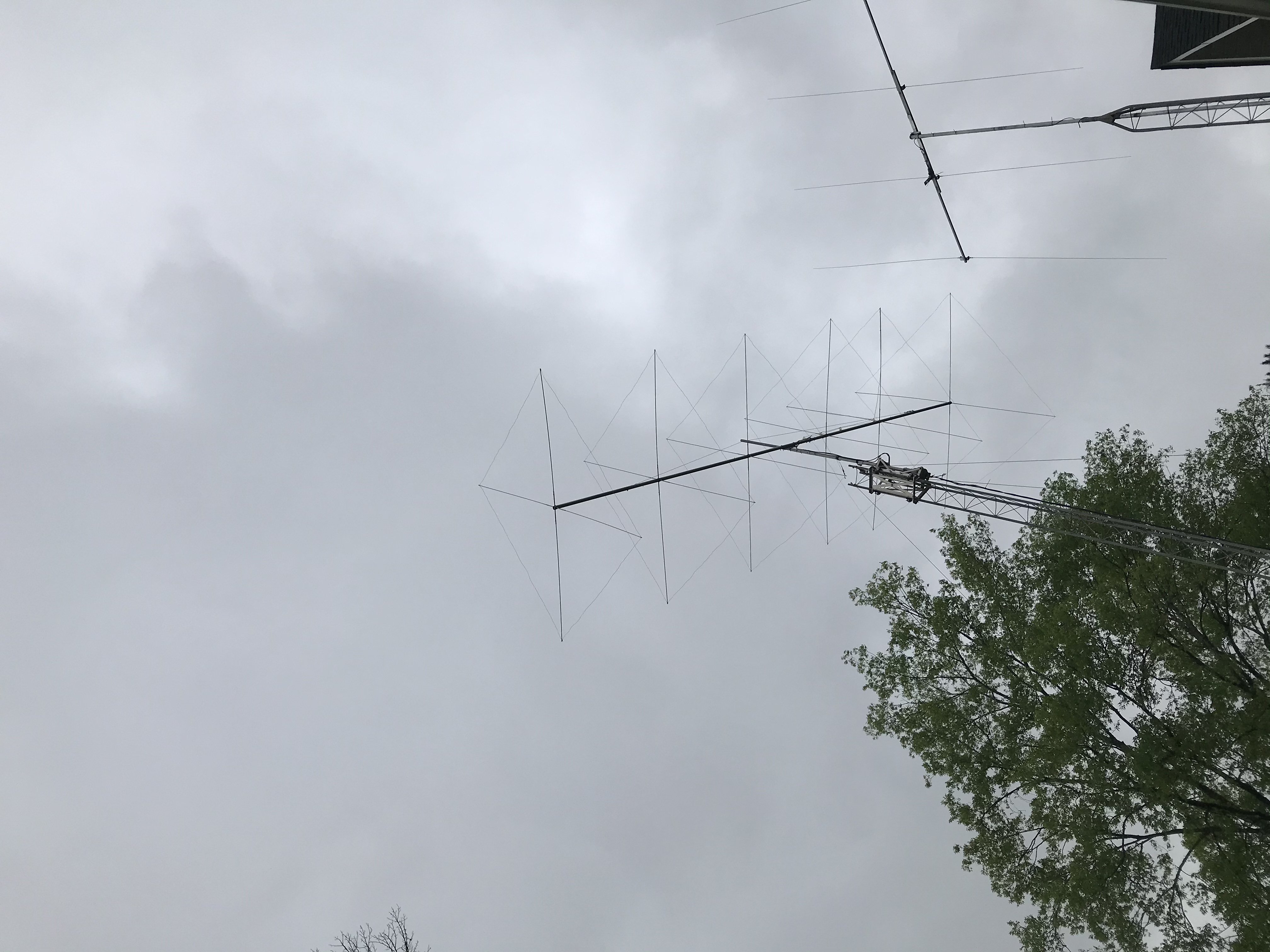 E7FFD1A8-EFE2-442C-B7B5-0B757E1EE449