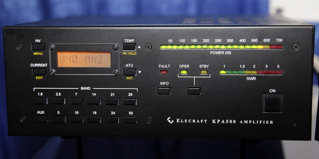 ELECRAFT KPA500 close-up