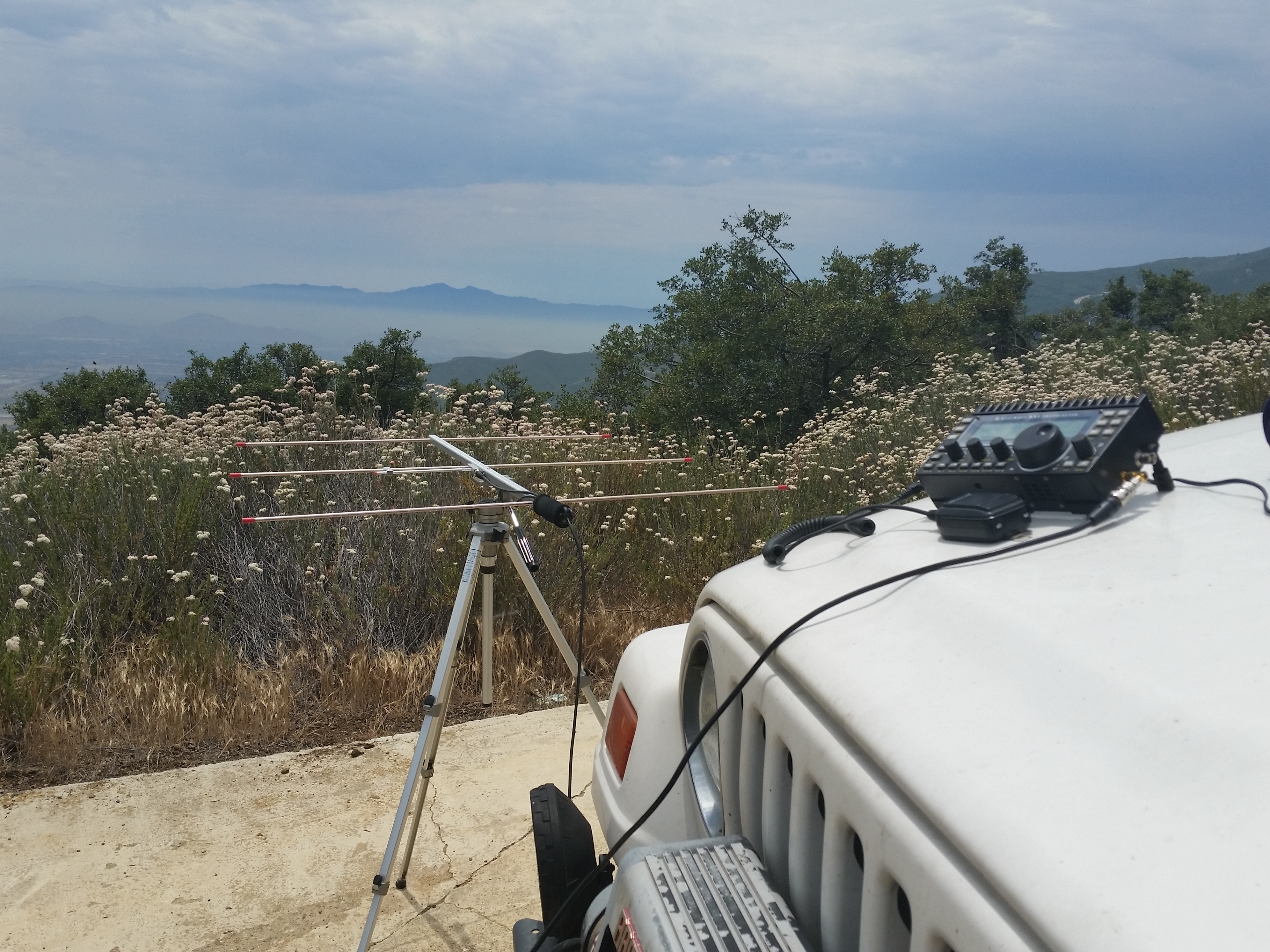 Elecraft KX3 with horizontal Arrow antenna