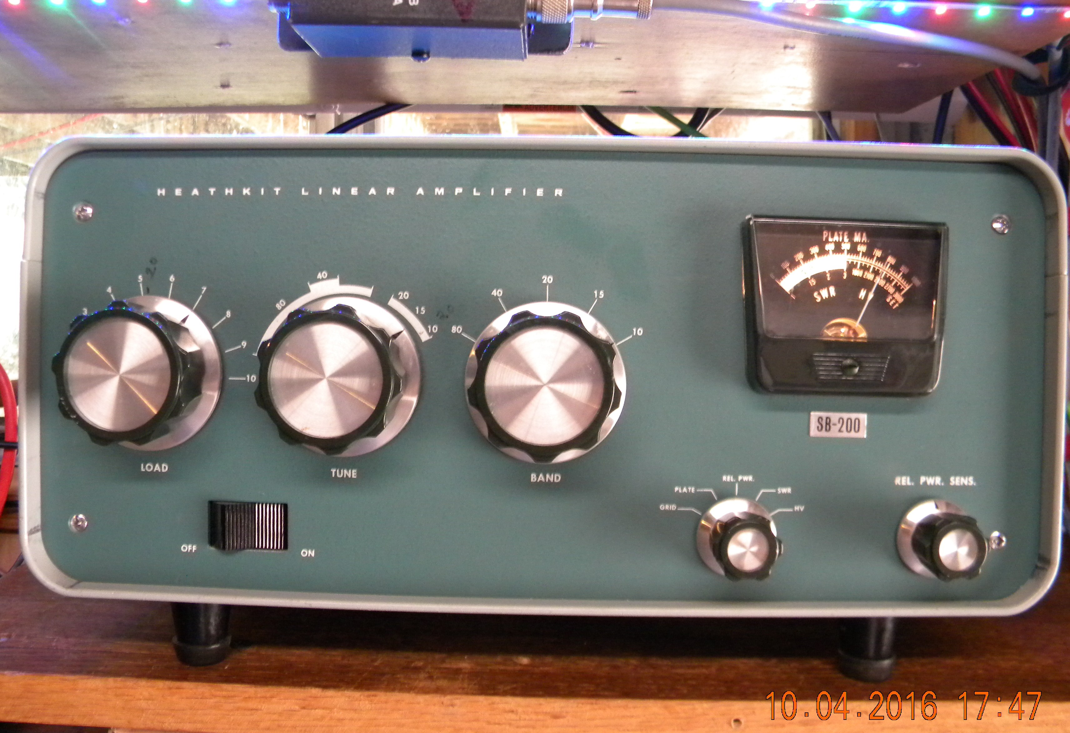 Front panel, power applied