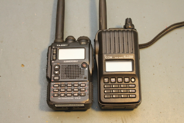 IC-T70A size comparison