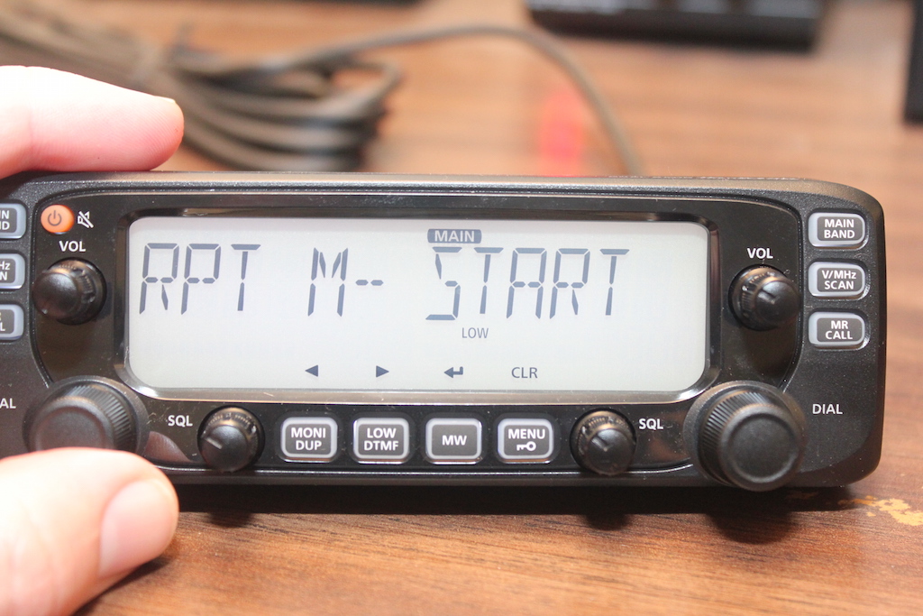 Icom IC-2730 Crossband repeat start