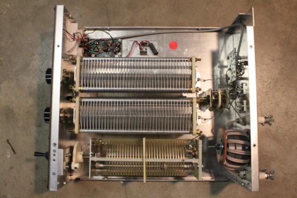 Inside the 3KW Ameritron ATR-30 tuner