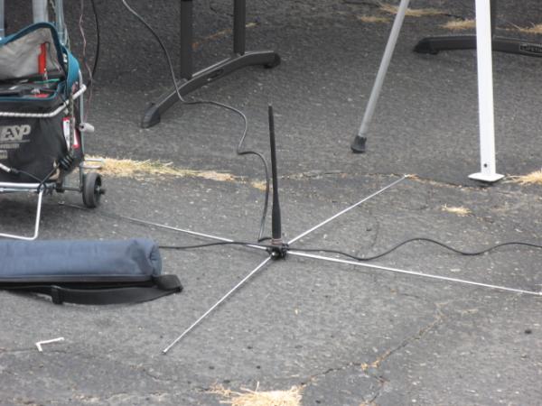 Interesting idea for a portable antenna