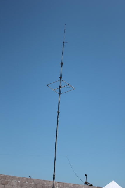Interesting vertical antenna