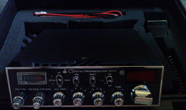 "JENTEC" COBRA TRANSCEIVER MK V  IN STORAGE CASE