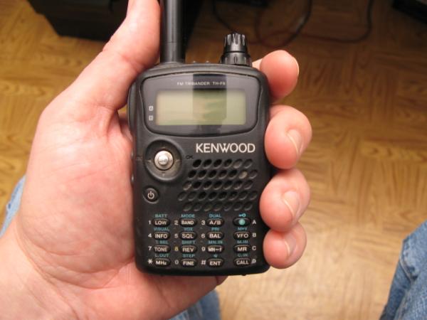 Kenwood TH-F6a