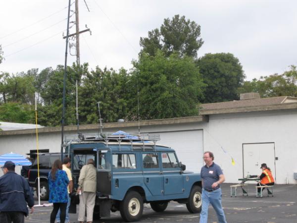 Land Rover portable VHF/UHF/HF station