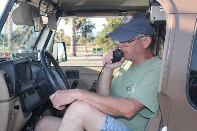 Matt W6NIA trying the Jeep