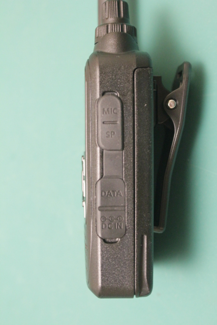 Mic/Speaker, Data and Power jacks