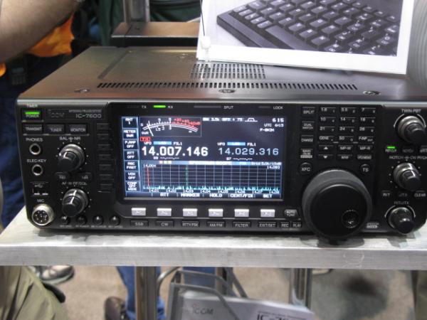 New Icom 7600
