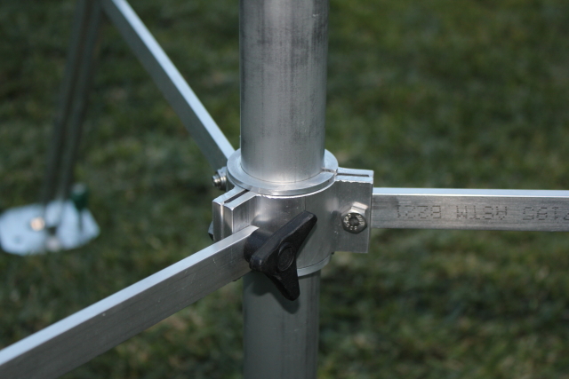 Penninger 1.5" tripod bottom clamp