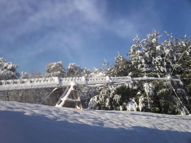 Snow on the tower before raising.