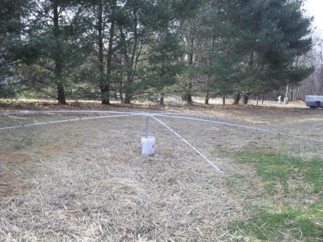 Spreaders attached to base plate