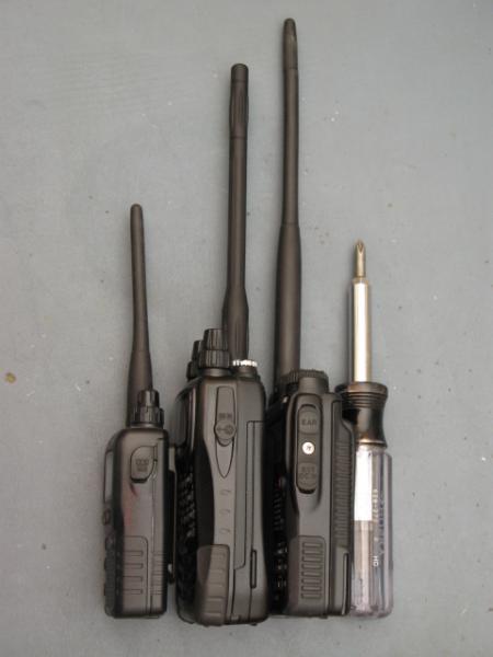 Yaesu VX-2, Alinco DJ-G7, Yaesu VX-8r for size comparison