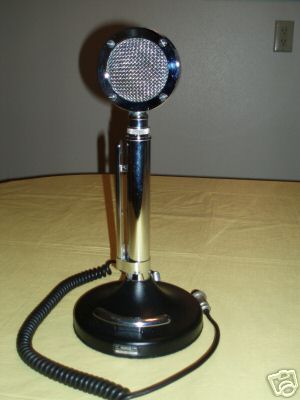 Astatic-d-104-microphone-t-UP9-black-base-stand-img.jpg