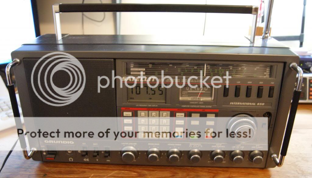 GrundigSatellitInternational650b_zps1d9fb7ac.jpg