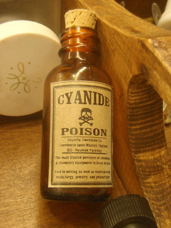 Prop_Cyanide_Bottle_by_Steve_1975.jpg