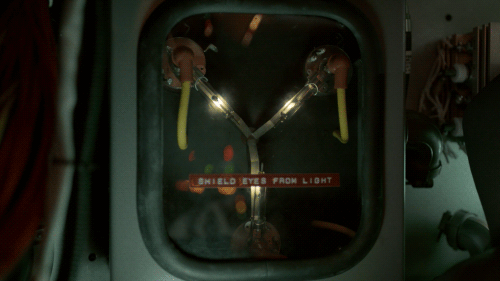 flux-capacitor-from-back-to-the-future.gif