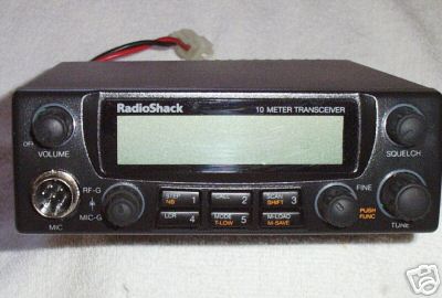 Radio-shack-htx-10-10-meter-transceiver-img-2.jpg